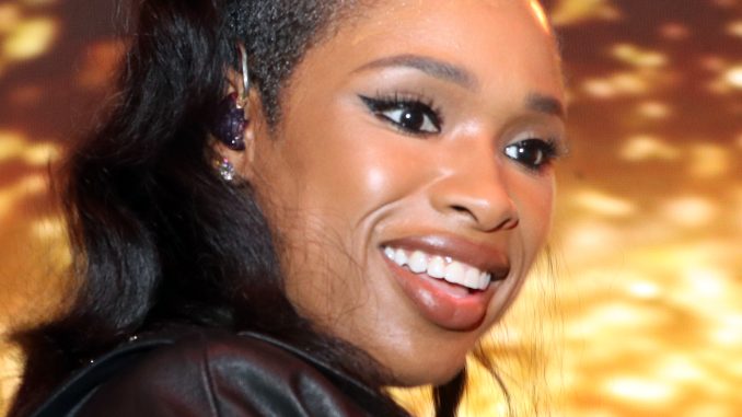 Jennifer Hudson Opens Up About Discovering Her Father Had 27 Kids 1 Jennifer hudson gesf 2018 8400