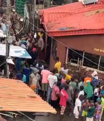 Female Kidnapper Caught In Isale Eko House With Kidnaped Children Meant For Sale (Video)
