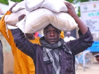 Governor Zulum Distributes Trucks Of Rice To Borno Residents 5 18615758 1722226241394 jpegd1a2682e4bae398cea61b704e121d27e