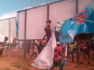 Angry Youth Pulls Down Tinubu's Billboard In Yobe 26 Angry Youth Pulls Down Tinubu's Billboard In Yobe