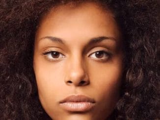 5 ways being beautiful can work against you 11 5 ways being beautiful can work against you