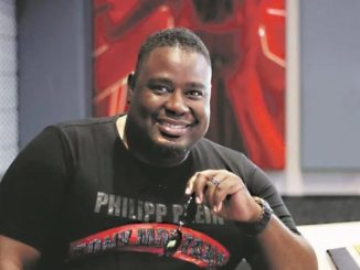 Felix Hlophe’s marriage in crisis: Wife’s alleged affair exposed as side chick dumps him 8 Felix Hlophe’s marriage in crisis: Wife’s alleged affair exposed as side chick dumps him