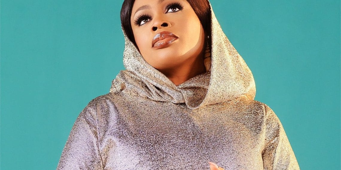 Sinach – Way Maker