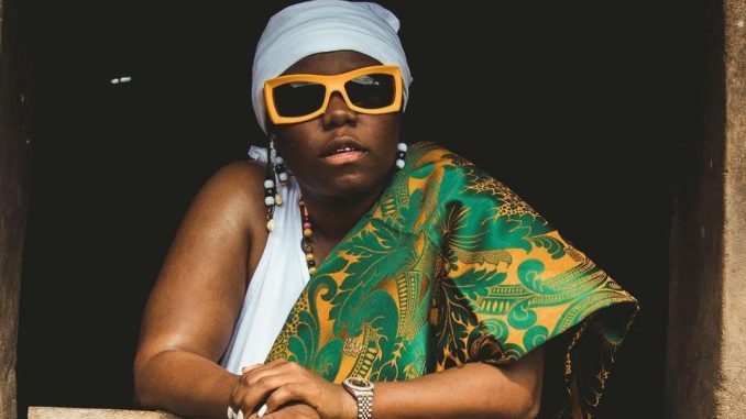Money Lyrics by Teni