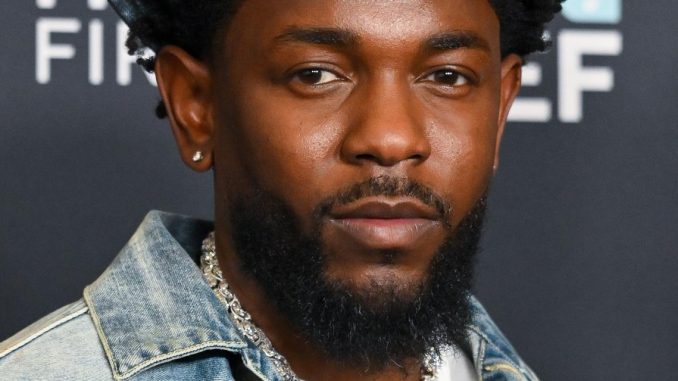 Kendrick Lamar Wins Best Rap Performance For “Not Like Us” At 2025 Grammys 1 Kendrick Lamar Wins Best Rap Performance For “Not Like Us” At 2025 Grammys